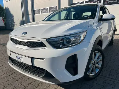 Usado Kia Stonic Edition 7 99 CV (72 kW) 2018 Blanco SUV
