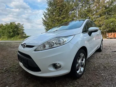 Gebraucht Ford Fiesta Sport 97 PS (71 kW) 2011 Weiß Kleinwagen