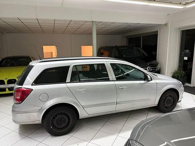 Silber Gebraucht 2009 Opel Astra Kombi | 1.450 € (Guter Preis)