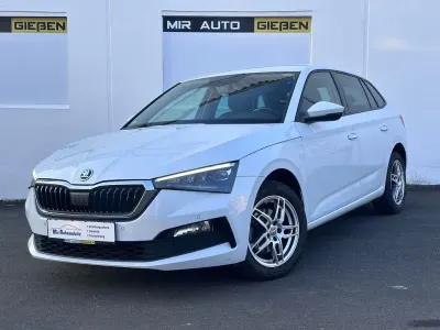Gebraucht Skoda Scala Style 116 PS (85 kW) 2020 Moonweiss metallic Kleinwagen