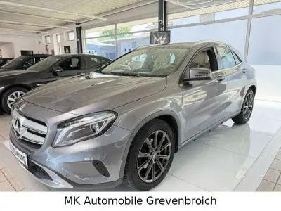 Gebraucht Mercedes GLA220 170 PS (125 kW) 2014 Grau SUV