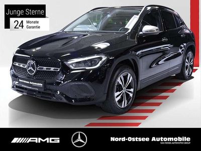 Mercedes GLA220