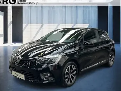 Używany Renault Clio V Zen 91 KM (66 kW) 2023 Czarny Sedan/Limuzyna