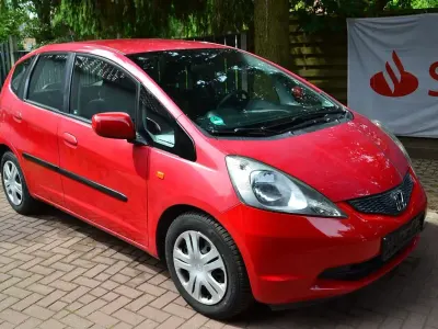 Gebraucht Honda Jazz Trend 90 PS (66 kW) 2009 Rot Kleinwagen