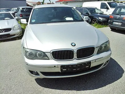 Gebraucht BMW 730 Sport Line 232 PS (170 kW) 2007 Titansilber metallic Limousine