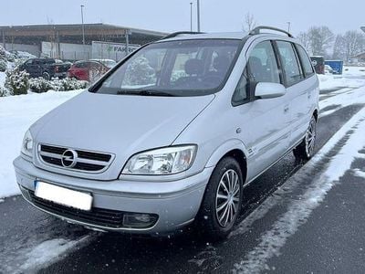 Gebraucht Opel Zafira Elegance 125 PS (91 kW) 2005 Silber Van / Kleinbus