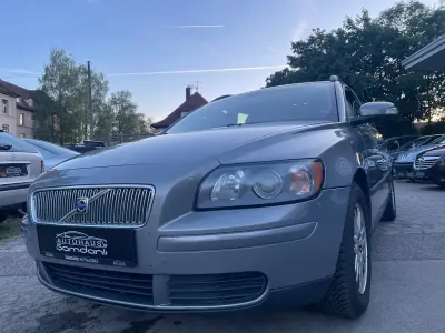 Gebraucht Volvo V50 109 PS (80 kW) 2006 Grau Kombi