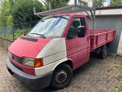 Rot Gebraucht 2001 VW T4 Van | 3.000 €