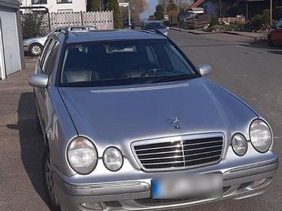Second-hand Mercedes 200 163 CP (119 kW) 2003 Argintiu Break