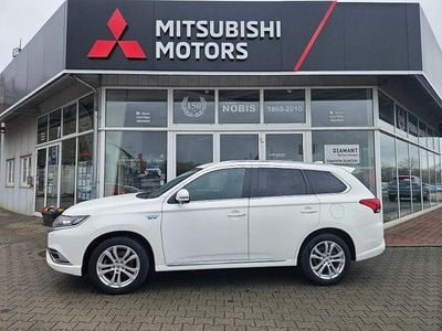 Gebraucht Mitsubishi Outlander P-HEV Intro Edition 135 PS (99 kW) 2019 Andenweiß SUV