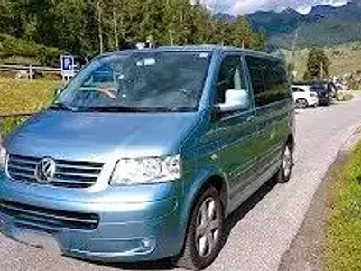 Usata VW T5 174 CV (127 kW) 2009 Blu Furgone