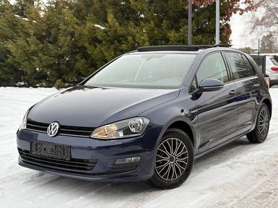 Blau Gebraucht 2015 VW Golf VII Comfortline Limousine | 8.999 € (Guter Preis)