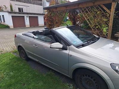 Silber Gebraucht 2006 Opel Astra Cabriolet Cabrio | 3.990 €