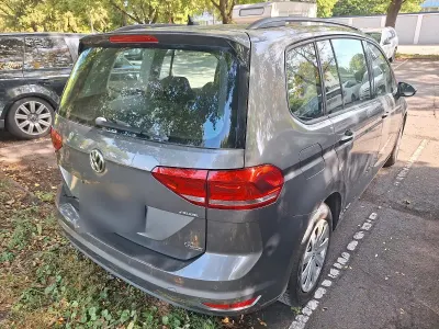Gebraucht VW Touran 150 PS (110 kW) 2016 Grau Van / Kleinbus