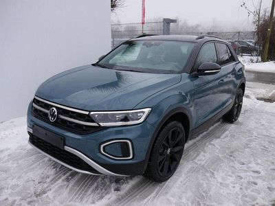 Neu VW T-Roc Style 150 PS (110 kW) 2026 Ravenna blue metallic SUV