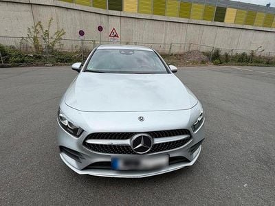 Usata Mercedes A200 AMG line 163 CV (119 kW) 2020 Argento Utilitaria
