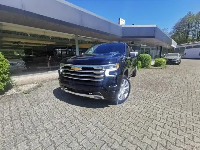 Neu Chevrolet Silverado 309 PS (227 kW) 2026 Schwarz SUV