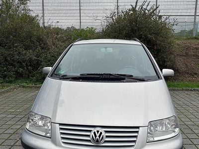 VW Sharan