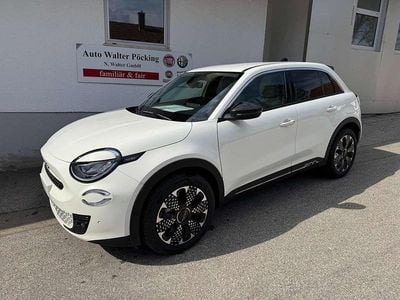 Neu Fiat 600 La Prima 101 PS (74 kW) 2025 Weiß SUV