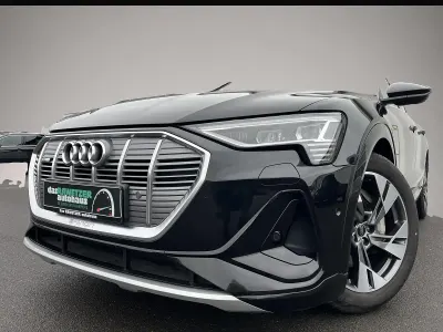 Gebraucht Audi e-tron S-Line 230 kW (313 PS) 2022 Manufacturer SUV