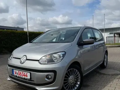 Usata VW up! 75 CV (55 kW) 2013 Argento Utilitaria