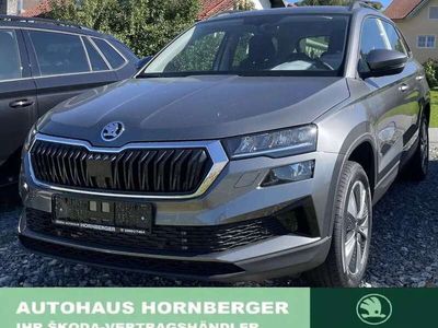 gebraucht Skoda Karoq Selection 1.5 TSI 110 kW *2xPDC/SHZ/Rück.Kamara