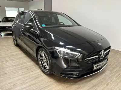 Gebraucht Mercedes 200 AMG line 150 PS (110 kW) 2023 Schwarz Limousine