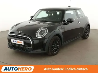 Gebraucht Mini ONE Essential 102 PS (75 kW) 2022 Midnight black Kleinwagen