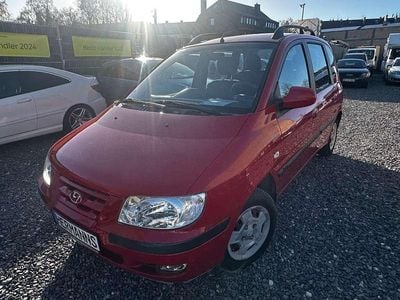 Begagnad Hyundai Matrix GLS 103 HK (75 kW) 2003 Röd Minibuss