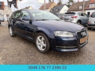 Gebraucht Audi A3 Attraction 125 PS (91 kW) 2011 Blau Kleinwagen