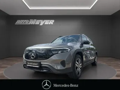 Gebraucht Mercedes EQB250+ Electric Art 139 kW (190 PS) 2025 Grau SUV