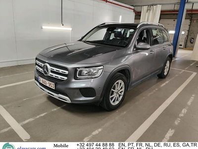 Mercedes GLB180