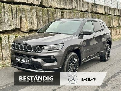 Zweifarblackierung granite crystal/dach schwarz Gebraucht 2021 Jeep Compass 80th Anniversary SUV | 22.889 € (Etwas zu teuer)