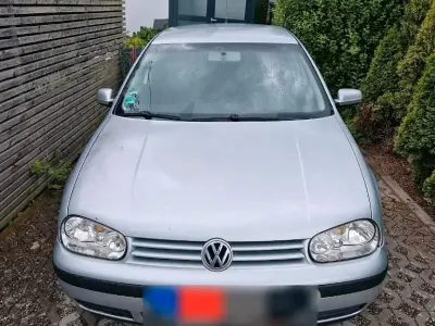 Gebraucht VW Golf IV 75 PS (55 kW) 2002 Grau Kleinwagen