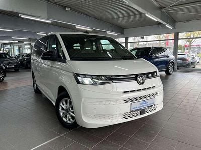 Second-hand VW Multivan Life 150 CP (110 kW) 2023 Alb Monovolum
