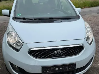 Używany Kia Venga 90 KM (66 kW) 2014 Biały Hatchback