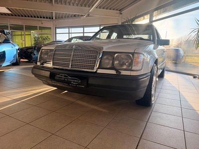 Second-hand Mercedes E300 179 CP (131 kW) 1988 Alb Berlinǎ