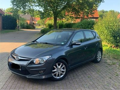 gebraucht Hyundai i30 CRDi 1.6 2011, TÜV 2025, Voll Ausstattung