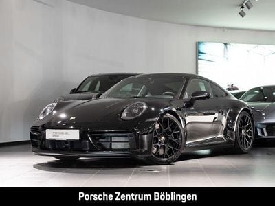 Porsche 911 Carrera 4 GTS