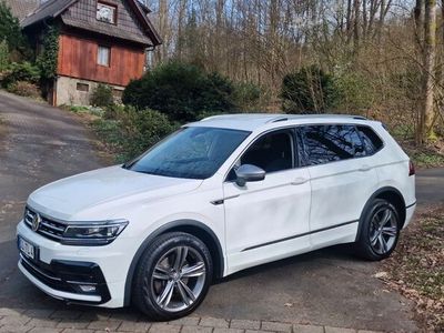 gebraucht VW Tiguan 7 Sitzer R line 190 Ps Dsg