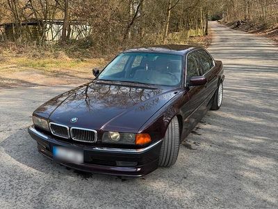 Usata BMW 740 286 CV (210 kW) 1996 Viola Berlina