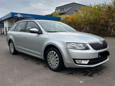 Gebraucht Skoda Octavia Ambition 110 PS (80 kW) 2015 Silber Kombi