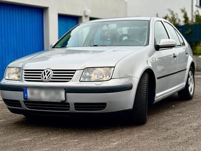 Gebraucht VW Bora 75 PS (55 kW) 2000 Grau Coupé
