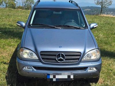 Mercedes ML270