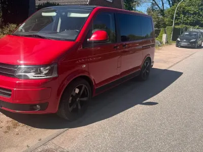 Używany VW T5 Highline 179 KM (131 kW) 2013 Czerwony Van