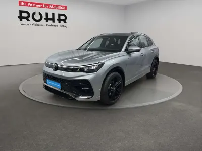 Gebraucht VW Tiguan R-line 150 PS (110 kW) 2025 Oyster silver metallic SUV
