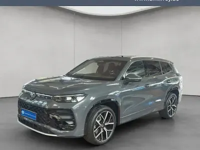 Gebraucht VW Tayron R-line 193 PS (141 kW) 2025 Grau SUV