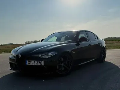 Gebraucht Alfa Romeo Giulia Veloce 280 PS (205 kW) 2017 Schwarz Limousine