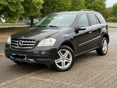 Brugt Mercedes ML320 224 HK (164 kW) 2007 Sort SUV