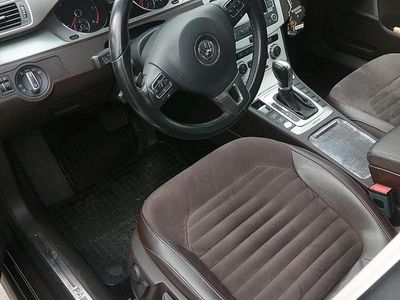 Gebraucht VW Passat 177 PS (130 kW) 2014 Braun Kombi